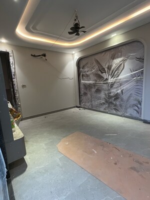 Room in 4 BHK Builder Floor at Sector 85 – for Sale