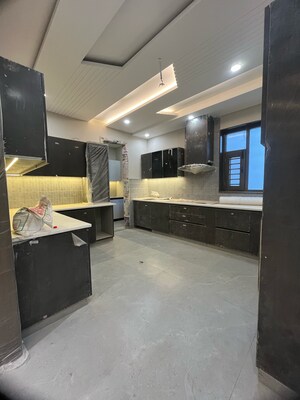 Kitchen in 4 BHK Builder Floor at Sector 85 – for Sale