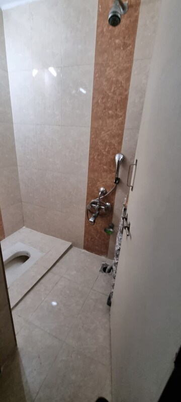 Furnished Amenities in 2 BHK Apartment at Satellite – for Rent