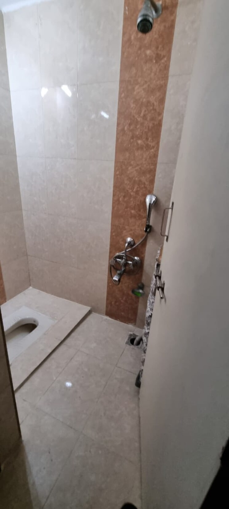 undefined, satellite 2 Bedroom 1200 Sq.Ft. Apartment In Satellite Ahmedabad 8872755