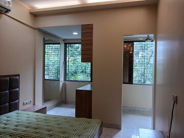 Bedroom in 1 BHK Apartment at 153 Skye, Matunga West – for Rent