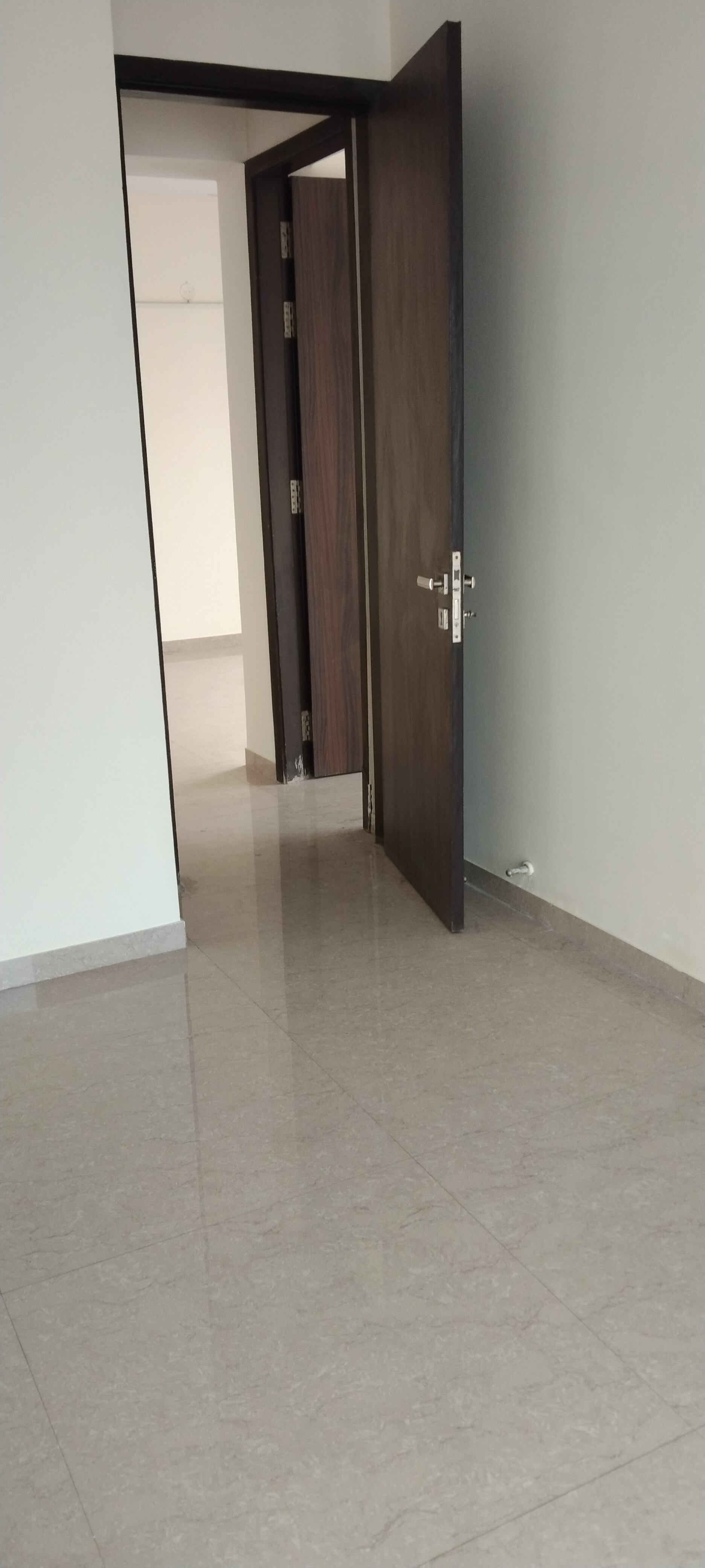 2 BHK + Servant Room Apartment For Rent in JP Decks