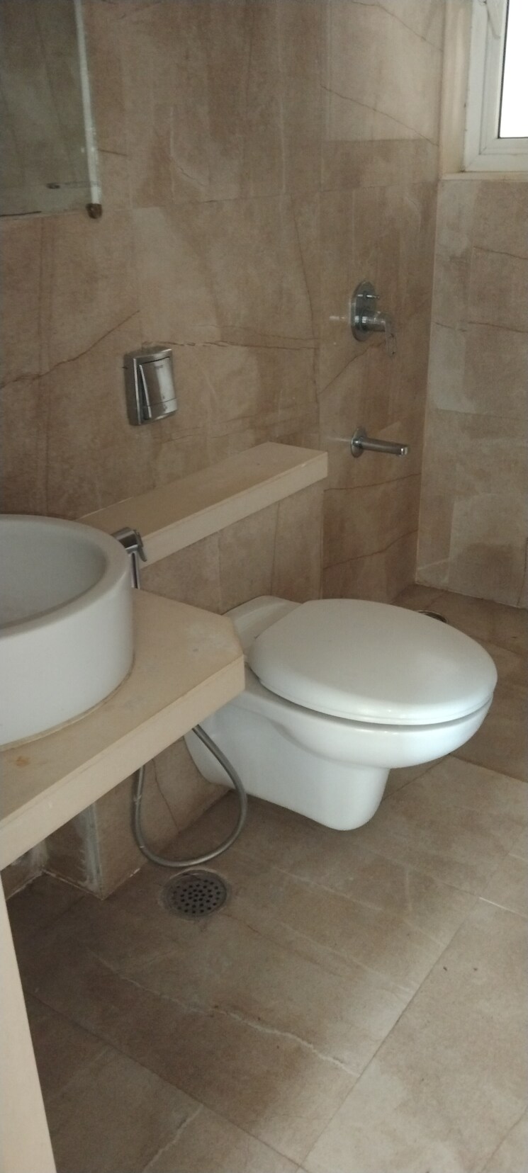 Bathroom, jp-decks 2 Bedroom 845 Sq.Ft. Apartment In Goregaon East Mumbai 8872764