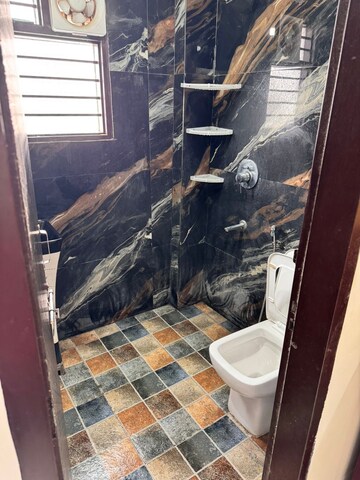 Balcony in 1 RK Builder Floor at Sector 40 – for Rent