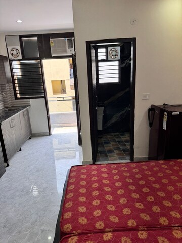 Bedroom in 1 RK Builder Floor at Sector 40 – for Rent