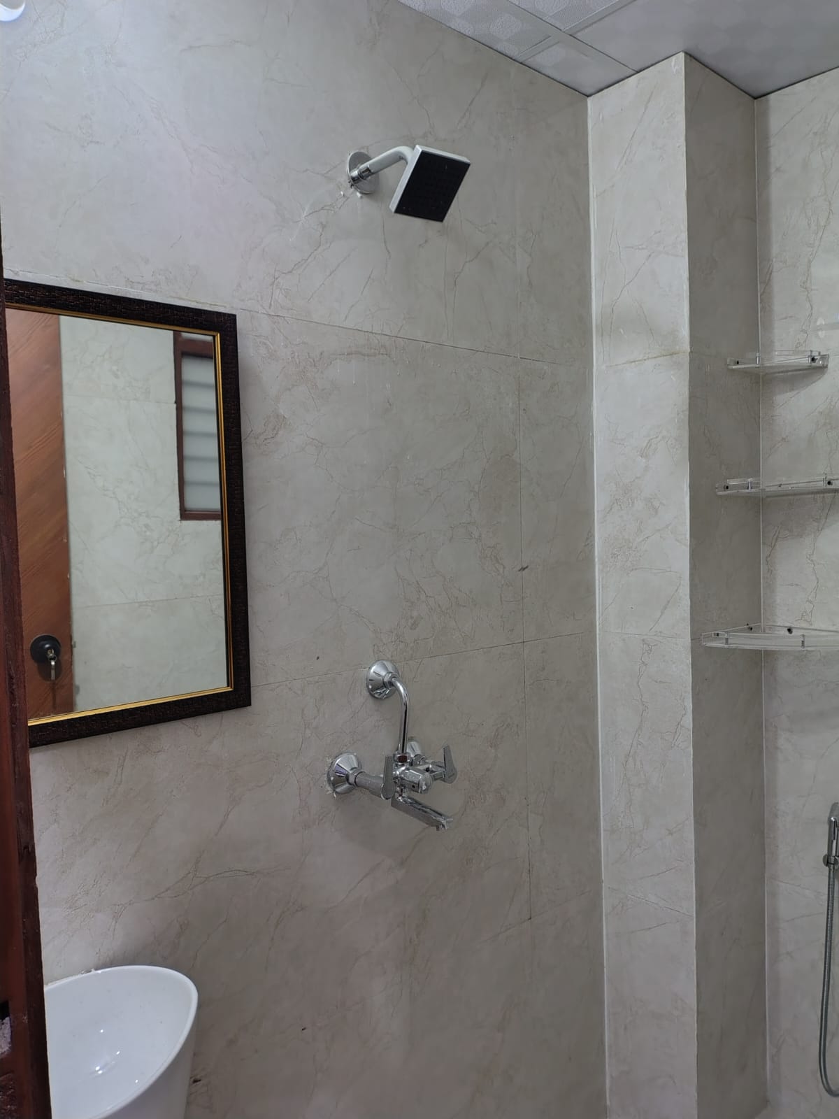 1 RkBuilder Floor For Rent in South City 1