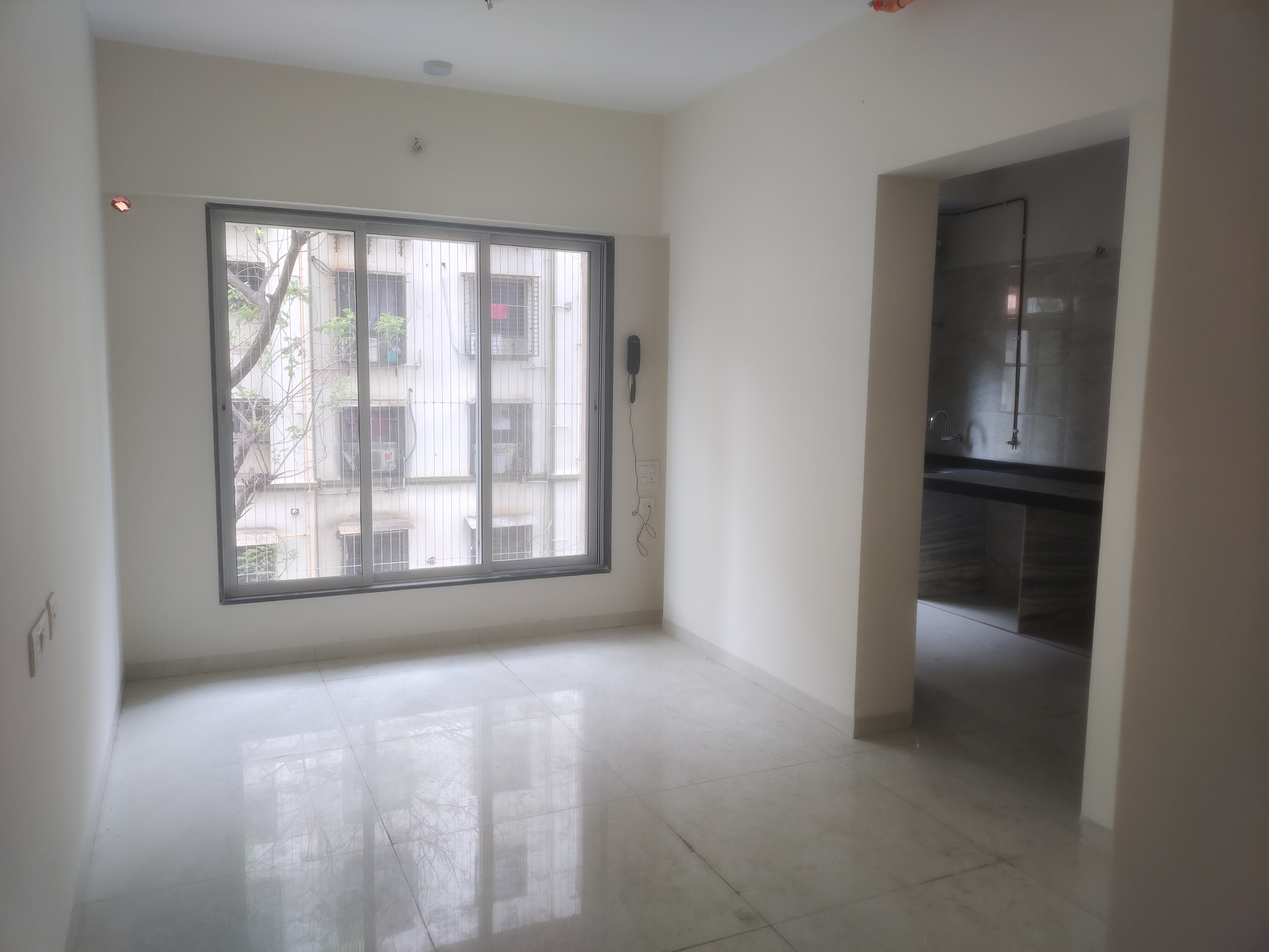 1 BHK Apartment For Rent in Hirani Om Sukhkarta Heights