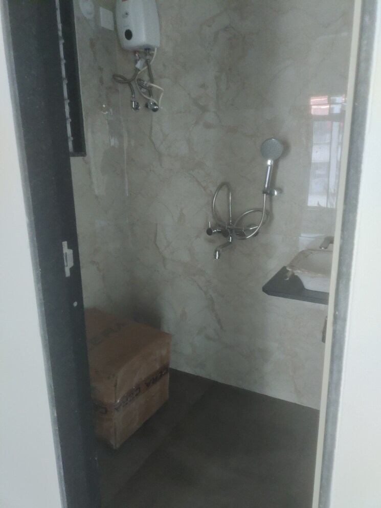 Attached Bathroom, hirani-om-sukhkarta-heights 1 Bedroom 397 Sq.Ft. Apartment In Vikhroli East Mumbai 8872787