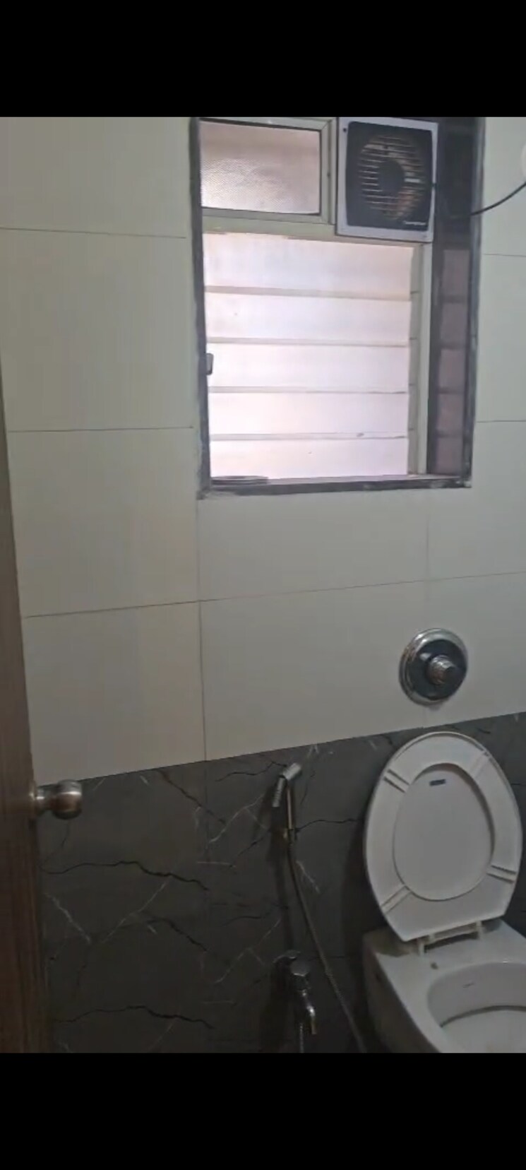 Bathroom, bhandup west 1 RK 270 Sq.Ft. Apartment In Bhandup West Mumbai 8872801
