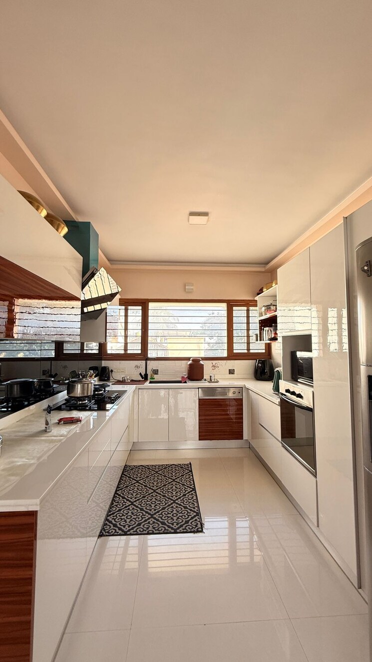 Kitchen, dwaraka-apartments-indiranagar 4 Bedroom 4500 Sq.Ft. Apartment In Indiranagar Bangalore 8872853