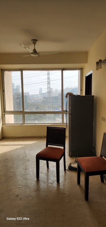 Master Bedroom in 3 BHK Apartment at Unitech Escape, Sector 50 – for Rent