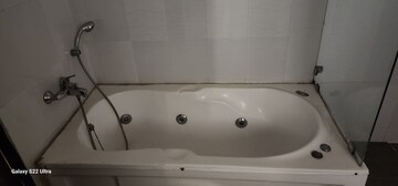 Bathroom in 3 BHK Apartment at Unitech Escape, Sector 50 – for Rent