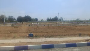 Plot Area in  Plot at Hosur Krishnagiri rd – for Sale