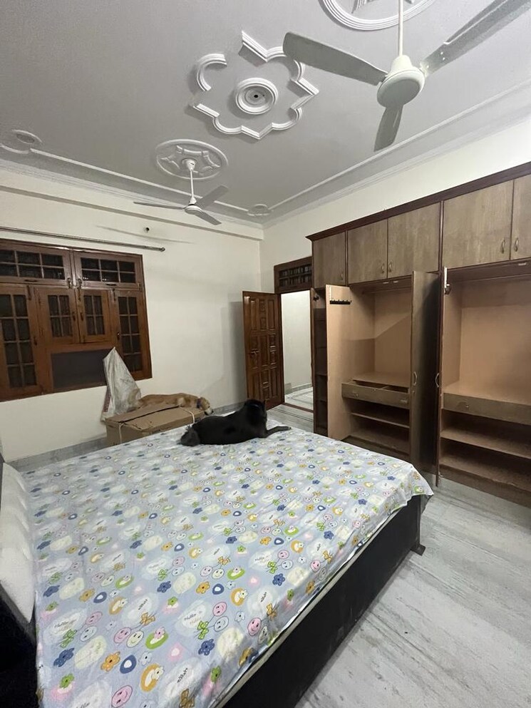 Room, gomti nagar Pg For Girls In Gomti Nagar 8872921