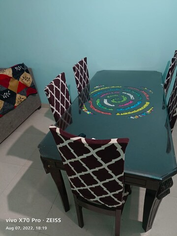 Room in  Pg at Gomti Nagar – for Rent