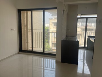 1 BHK Apartment For Rent in Giriraj CHS Naupda, Naupada