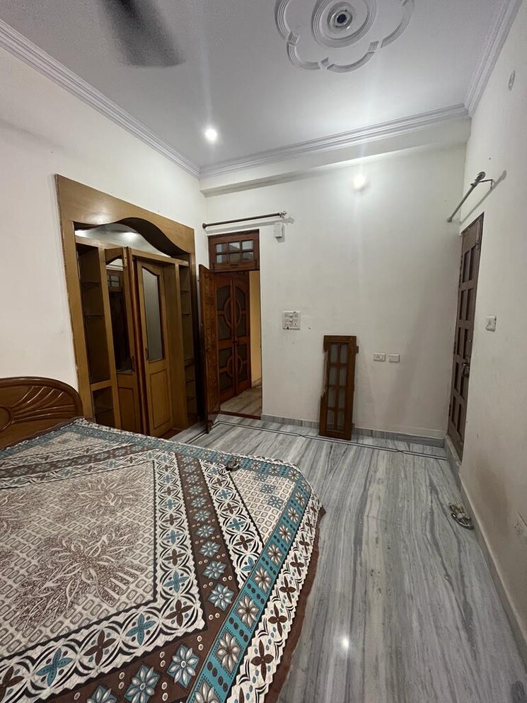 Room, gomti nagar Pg For Girls In Gomti Nagar 8872938