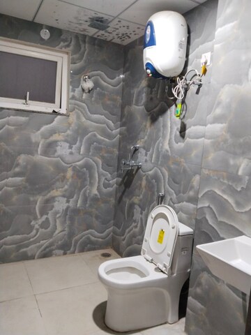 Bathroom in 3 BHK Apartment at Shree Shyam Residency Mansarovar, Mansarovar – for Rent