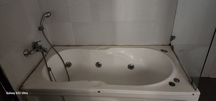 Bathroom, unitech-escape 3 Bedroom 2066 Sq.Ft. Apartment In Sector 50 Gurgaon 8872955