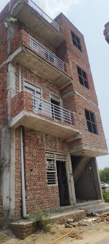 6+ BHK Independent House – Exterior View View at Raghunandan Rama Garden, Sector 89 - for Sale