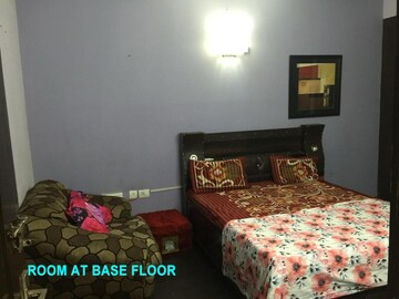 Bedroom in 3 BHK Apartment at Vasundhara Sector 6 – for Rent