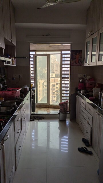 Kitchen in 2.5 BHK Apartment at Shiv Shrushti Kandivali, Kandivali West – for Sale