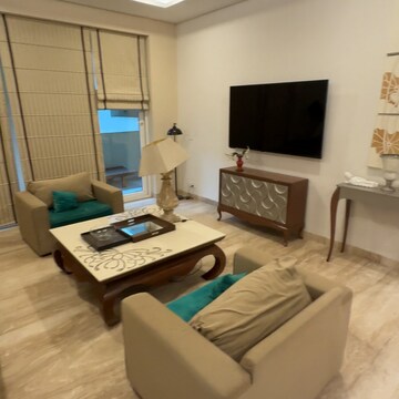 2.5 BHK Apartment For Rent in DLF The Princeton Estate, Golf Course Road