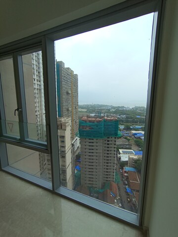 Furnished Amenities in 2 BHK Apartment at Piramal Aranya Avyan, Byculla – for Rent