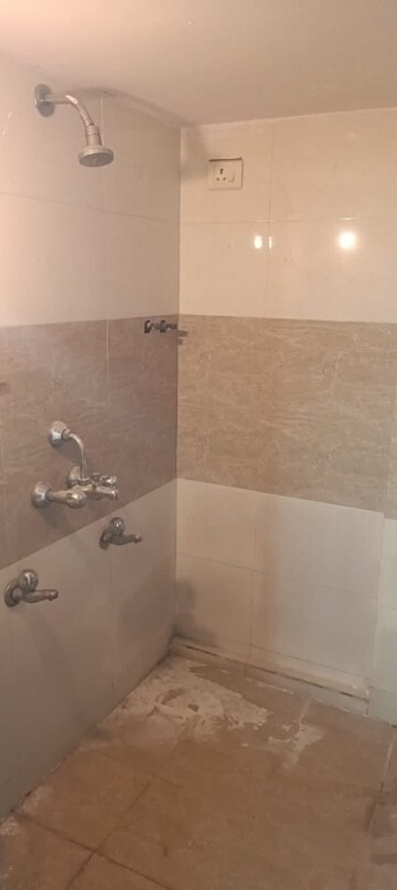 Bathroom in 1 BHK Apartment at Vantage Green Woods, Shilphata – for Rent