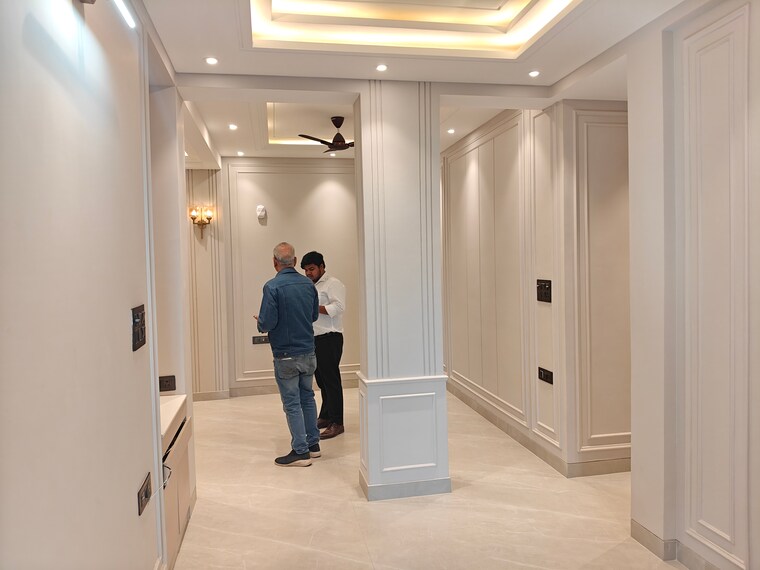 Room, sector 10 dwarka 4 Bedroom 1700 Sq.Ft. Apartment In Sector 10 Dwarka Delhi 8873206