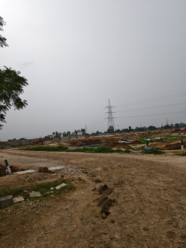 undefined, pakhowal road  310 Sq.Yd. Plot In Pakhowal Road Ludhiana 8873216