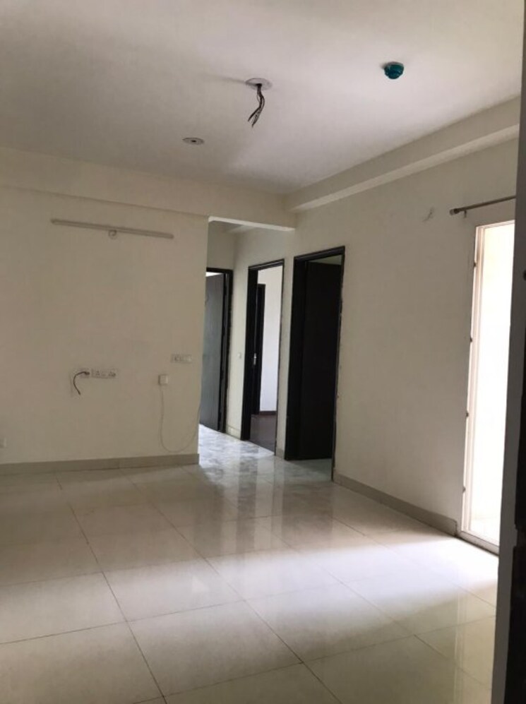 Living Room, apex-golf-avenue-sports-city 2.5 Bedroom 1137 Sq.Ft. Apartment In Sector 1 Greater Noida Greater Noida 8873212