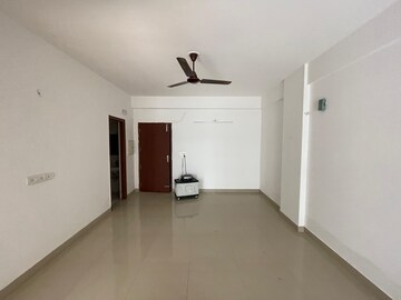 Room in 2 BHK Apartment at Shahastradhara Road – for Rent