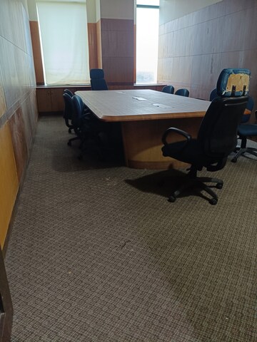 Office Space For Rent in Malad West