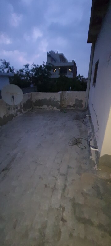 1 BHK Builder Floor For Rent in Sector 10