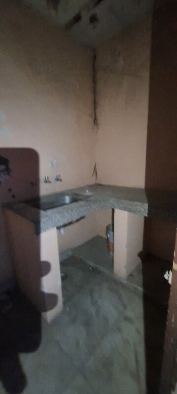 Master Bedroom in 1 BHK Builder Floor at Sector 10 – for Rent