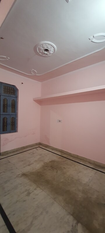 1.5 BHK Independent House For Rent in Sector 3