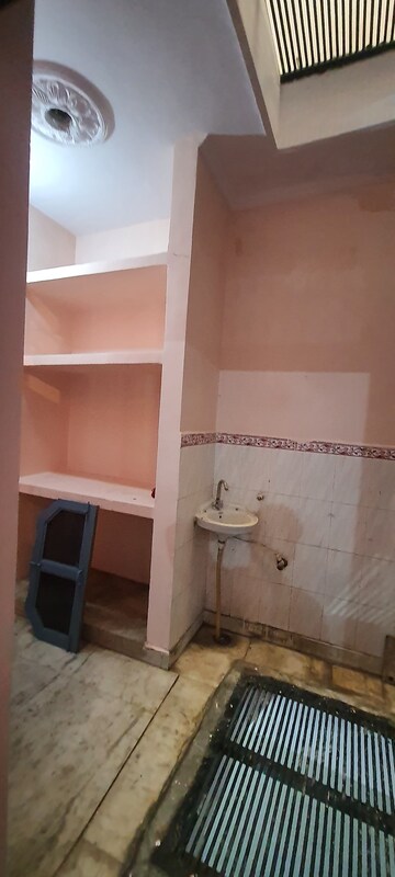 Living Room in 1.5 BHK Independent House at Sector 3 – for Rent