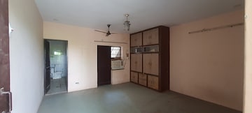 Room in 2.5 BHK Independent House at Sector 7 – for Rent