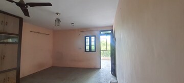 Room in 2.5 BHK Independent House at Sector 7 – for Rent