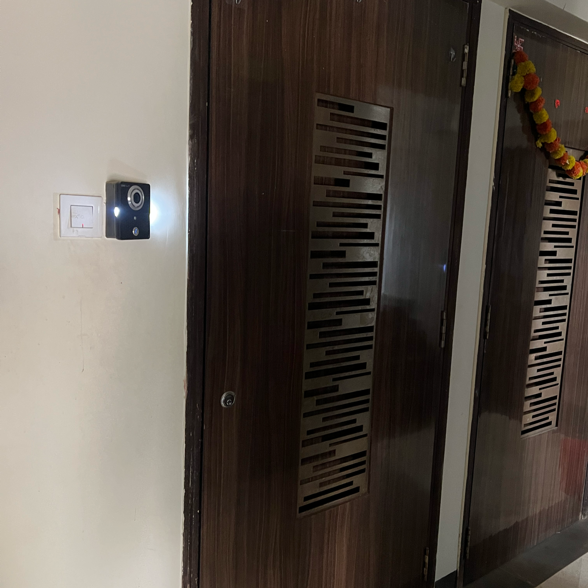2 BHK + Extra Room Apartment For Sale in Alliance Ruia Sadan