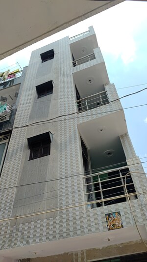 6+ BHK Independent House For Sale in Dwarka Mor