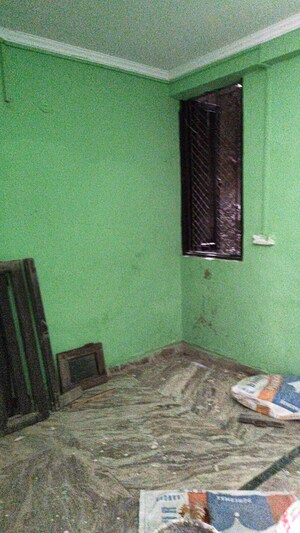 Bedroom in 6+ BHK Independent House at Dwarka Mor – for Sale