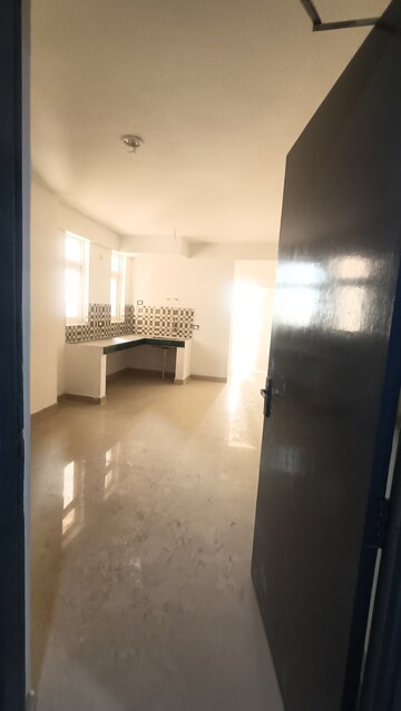 Room in 2 BHK Apartment at Shapoorji Pallonji Joyville Gurgaon, Sector 102 – for Rent