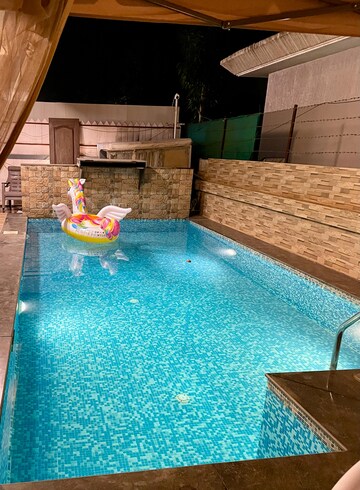 Swimming Pool in 2 BHK Apartment at Ashar Edge, Pokhran Road No Two – for Rent