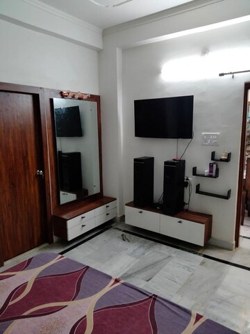 Room in  Pg at Gomti Nagar – for Rent