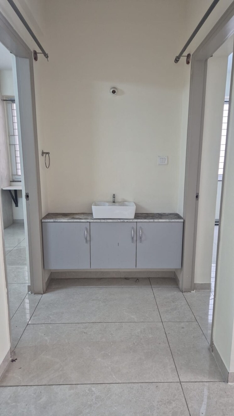 Bathroom, saroj-blue-bell 2 Bedroom 1110 Sq.Ft. Apartment In Whitefield Bangalore 8873390