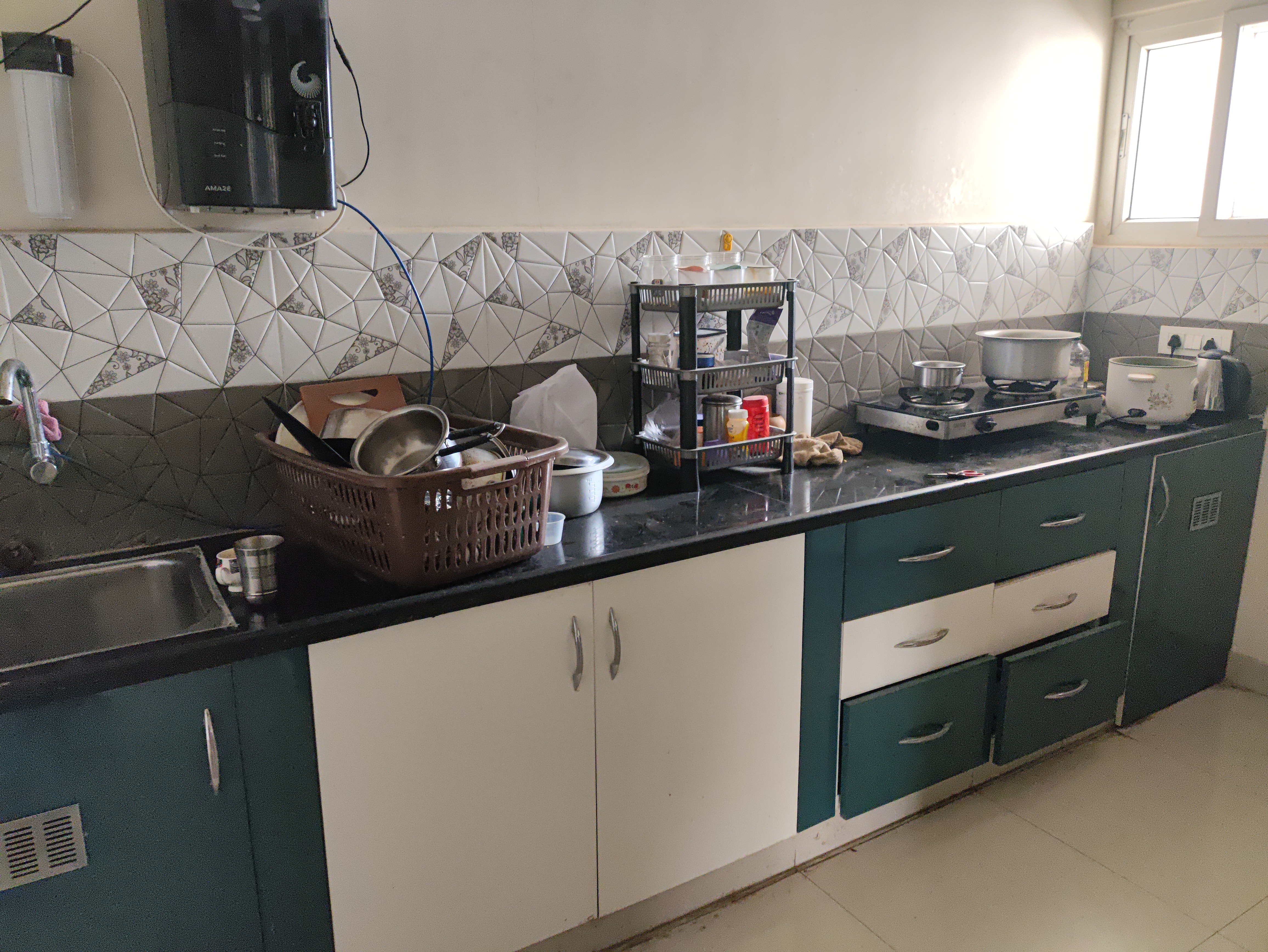 2 BHK + Extra Room Apartment For Rent in Alkapuri
