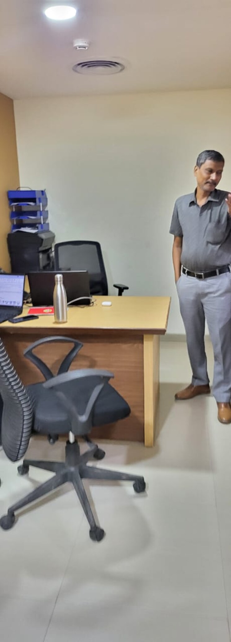 Team Area, kamala-mills Commercial Office Space 1500 Sq.Ft. In Lower Parel Mumbai 8873423