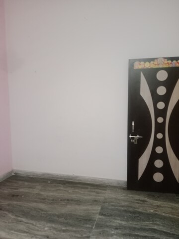 Room in 2 BHK Builder Floor at Ansals Sushant City – for Rent